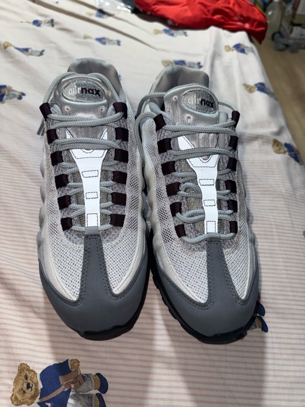 Nike Air Max Women’s Sneakers in Grey and White with Burgundy Accents